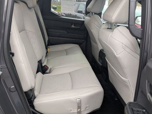 Certified 2025 Toyota Tacoma Limited AWD/4WD image 17