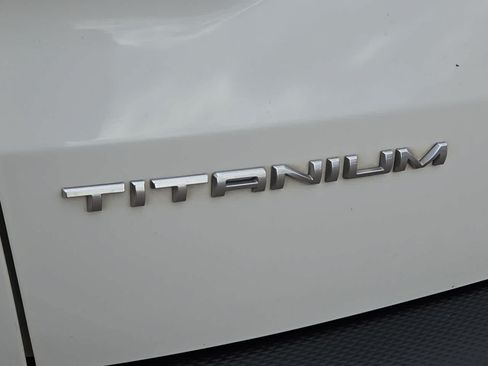 Used 2021 Ford Escape Titanium AWD/4WD image 11