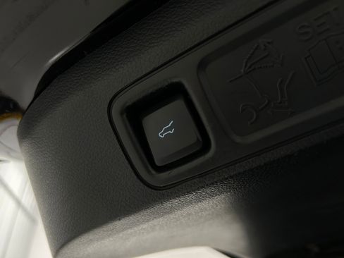 Used 2021 Ford Expedition Max Platinum image 40