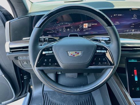 New 2026 Cadillac Escalade Platinum Sport w/ LPO, ONYX Package AWD/4WD image 17