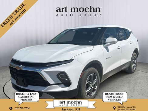 Used 2025 Chevrolet Blazer LT AWD/4WD image 1