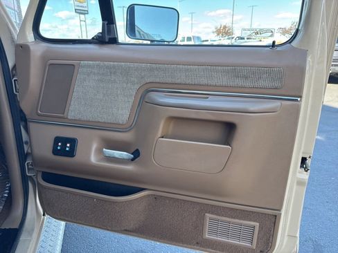 Used 1990 Ford F250 2WD SuperCab image 27