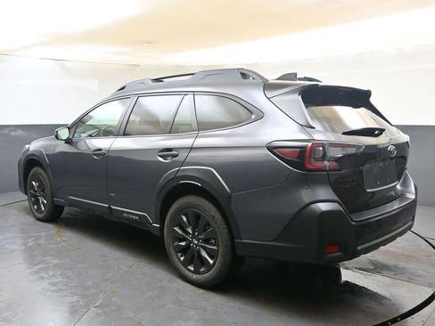 Certified 2025 Subaru Outback Onyx Edition image 3