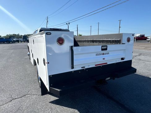 Used 2023 Chevrolet Silverado 3500 LT w/ Snow Plow Prep Package AWD/4WD image 6
