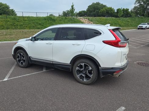 Used 2018 Honda CR-V Touring image 4