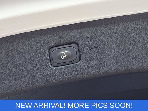 Certified 2023 Ford Edge SEL w/ Convenience Package AWD/4WD image 22