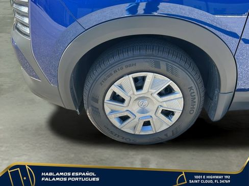 Used 2025 Nissan Kicks S FWD image 10