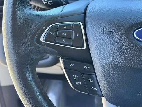 Used 2018 Ford Escape Titanium image 22