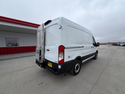 Used 2020 Ford Transit 250 Medium Roof image 8