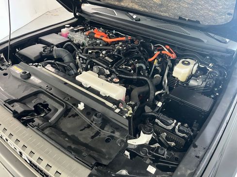 Used 2024 Toyota Land Cruiser image 13