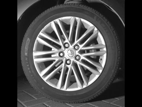 Used 2015 Lexus ES 350 w/ Luxury Package FWD image 9