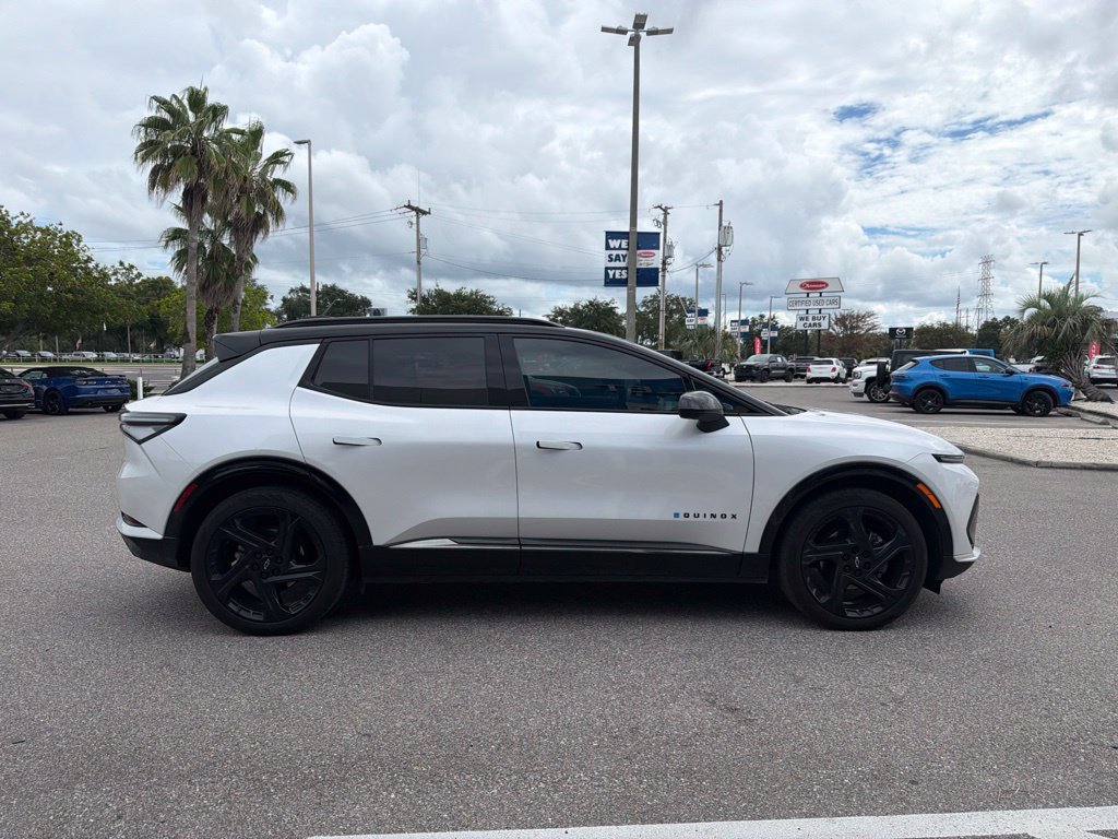 Used 2025 Chevrolet Equinox EV RS w/ Convenience Package II FWD image 15