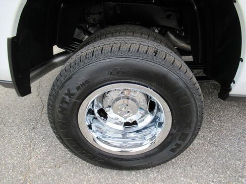 New 2026 RAM 3500 Tradesman AWD/4WD image 7