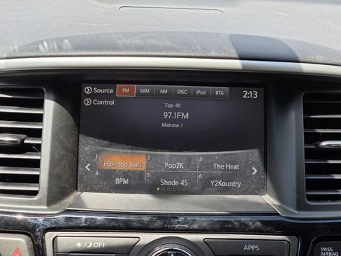 Used 2020 Nissan Pathfinder S FWD image 20
