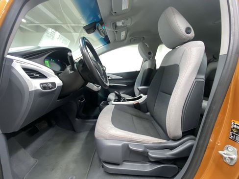 Used 2017 Chevrolet Bolt LT FWD image 17