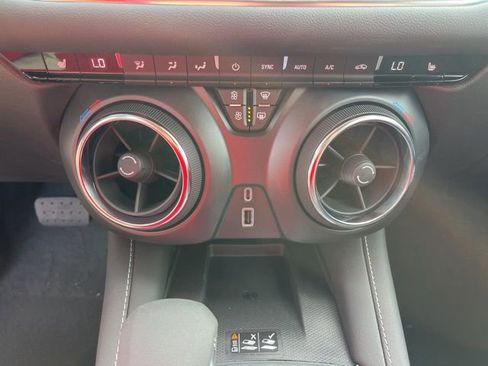 New 2026 Chevrolet Blazer LT w/ Convenience Package image 27