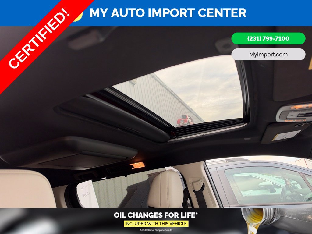 Certified 2025 Toyota Sienna Limited FWD image 25