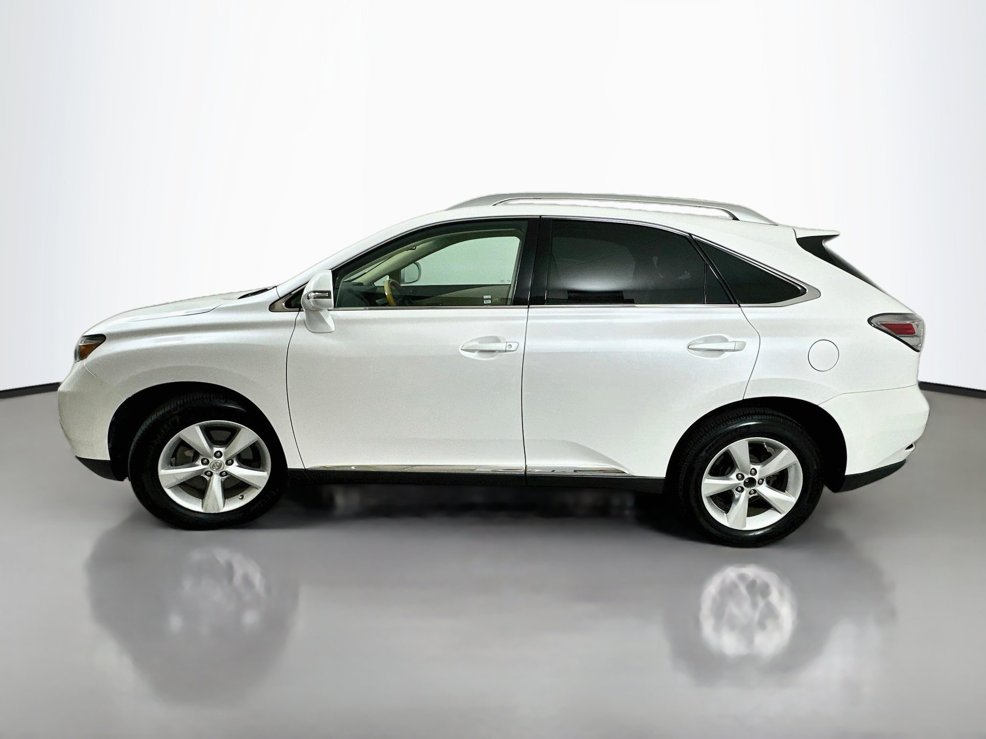Used 2011 Lexus RX 350 AWD w/ Premium Pkg image 4