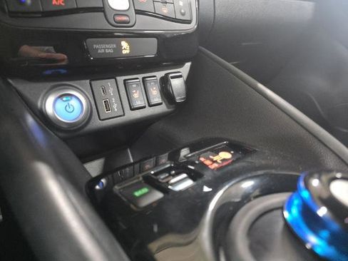 Used 2024 Nissan Leaf SV Plus image 15