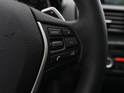 Used 2015 BMW 228i xDrive Coupe image 22