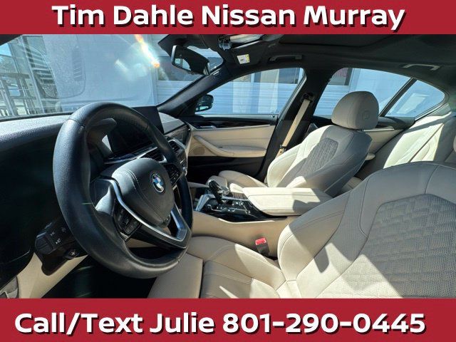 Used 2023 BMW 530e xDrive w/ Convenience Package AWD/4WD image 25