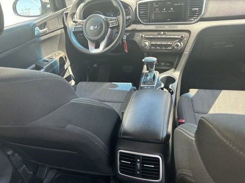 Used 2020 Kia Sportage LX FWD image 36