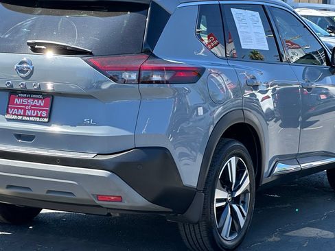 Used 2021 Nissan Rogue SL w/ Premium Package FWD image 8