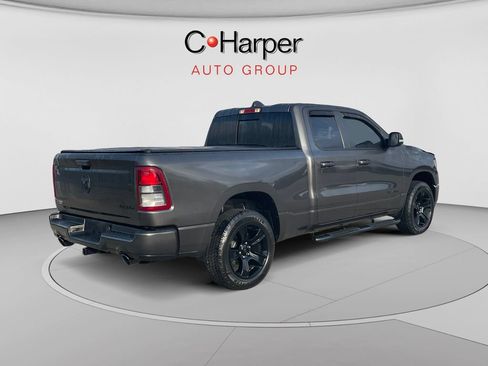 Used 2022 RAM 1500 Big Horn AWD/4WD image 3
