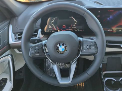 Used 2026 BMW X1 xDrive28i w/ Technology Package AWD/4WD image 18