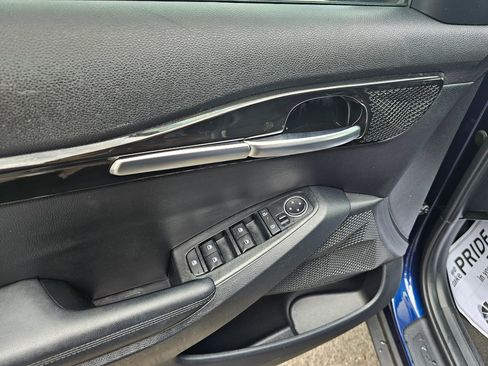 Used 2024 Kia Seltos EX image 32