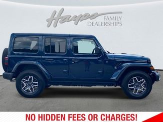 Used 2025 Jeep Wrangler Unlimited Sahara w/ Safety Group AWD/4WD video 2