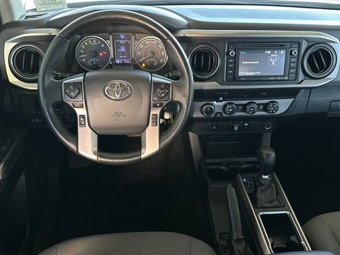 Used 2019 Toyota Tacoma SR5 image 13