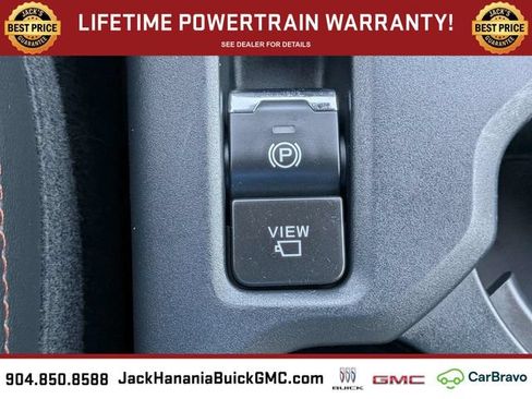Used 2025 Subaru Forester Touring AWD/4WD image 25
