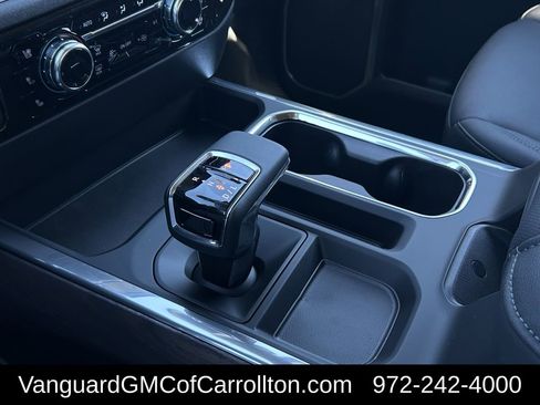 New 2026 GMC Sierra 1500 SLT AWD/4WD image 15