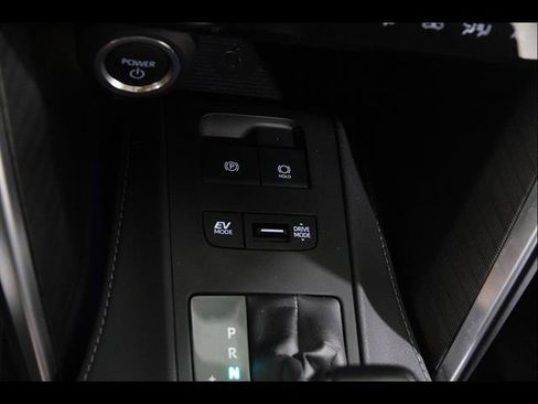 Used 2024 Toyota Venza Nightshade AWD/4WD image 16