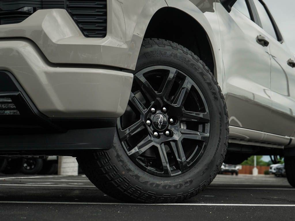 New 2026 Chevrolet Silverado 1500 RST AWD/4WD image 6
