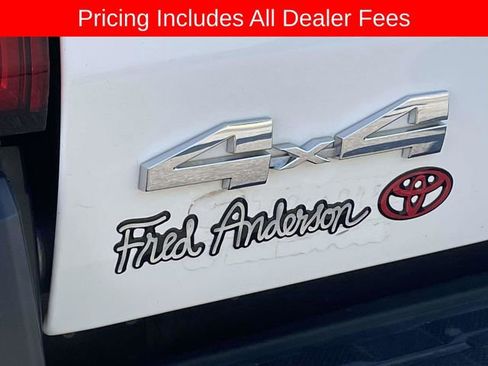 Used 2024 Toyota Tacoma SR AWD/4WD image 11