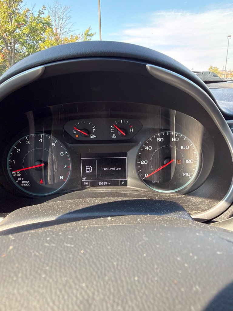 Used 2023 Chevrolet Malibu LT FWD image 17