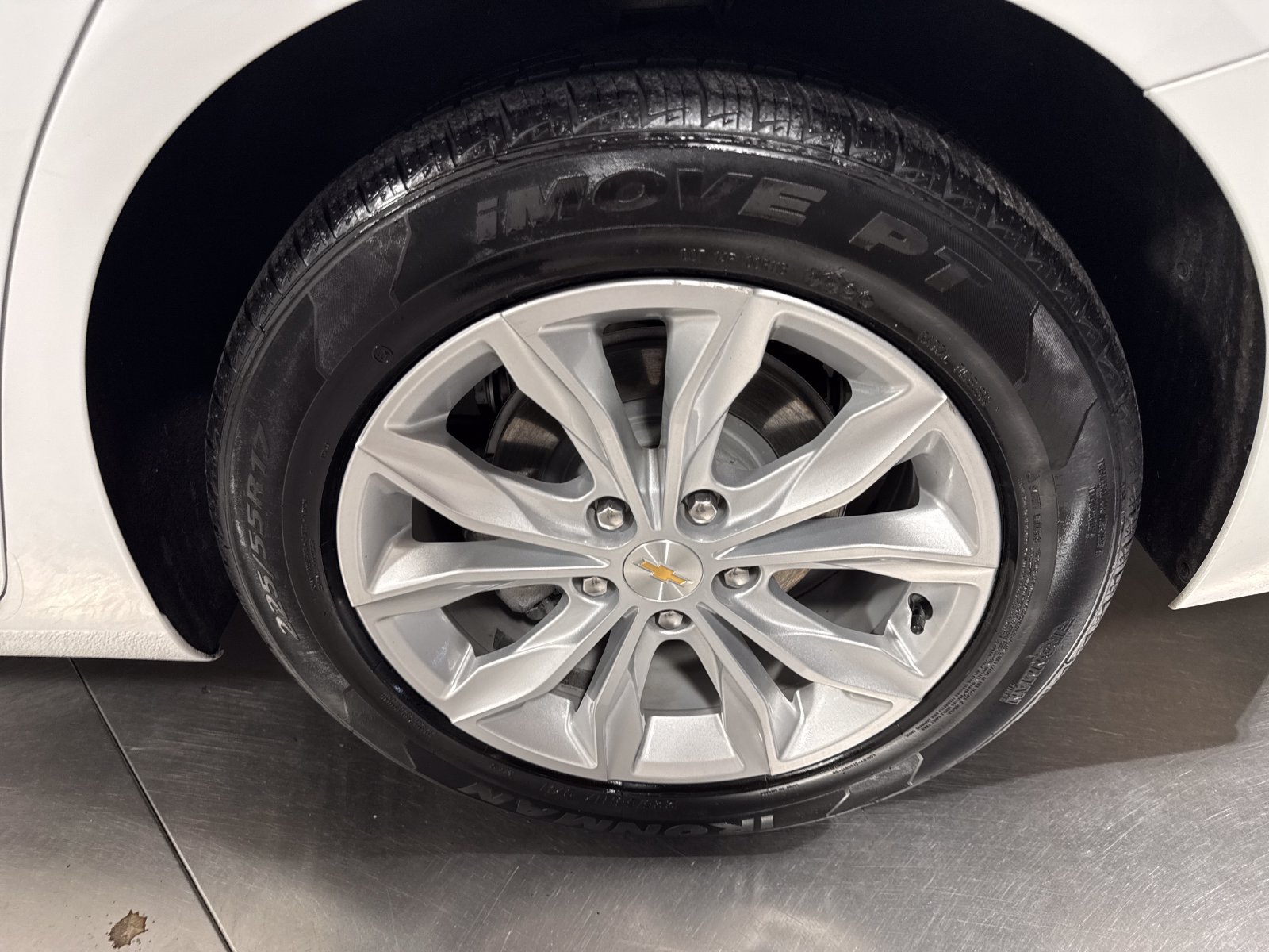 Used 2024 Chevrolet Malibu LT FWD image 12