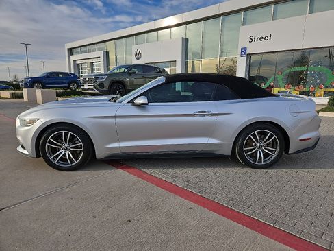Used 2016 Ford Mustang Premium image 6