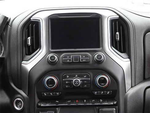 Used 2022 Chevrolet Silverado 2500 LTZ w/ LTZ Plus Package image 26