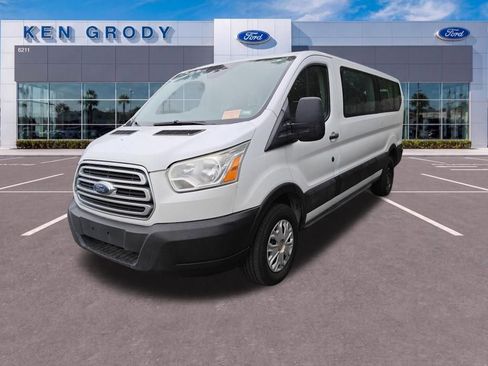 Used 2019 Ford Transit 350 XLT RWD image 17