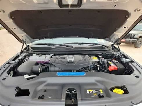 New 2024 Jeep Wagoneer 4WD w/ Premium Group I image 9