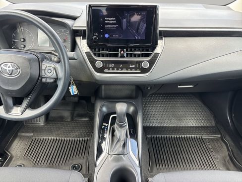 Used 2023 Toyota Corolla LE FWD image 14