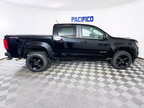 Used 2016 Chevrolet Colorado LT w/ Midnight Edition AWD/4WD image 8