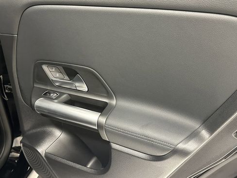 Certified 2025 Mercedes-Benz GLA 250 GLA 250 image 18