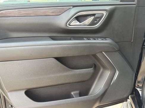 Used 2021 Chevrolet Tahoe LS RWD image 9