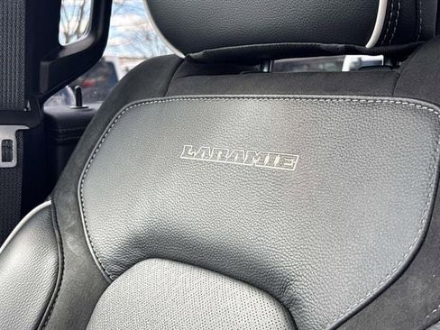 New 2026 RAM 1500 Laramie AWD/4WD image 15