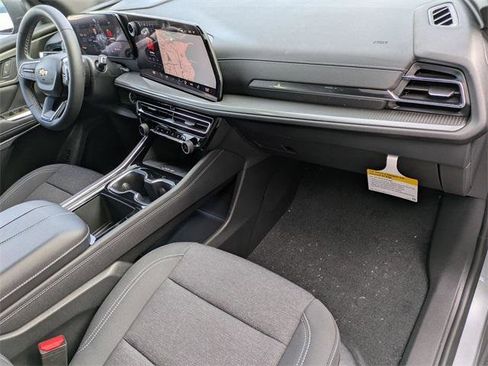 New 2026 Chevrolet Traverse LT w/ Driver Confidence Package image 28