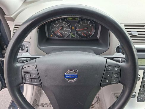 Used 2011 Volvo S40 T5 image 16